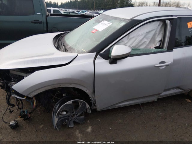 5N1BT3BB3RC680242 Nissan Rogue Sv Intelligent Awd
