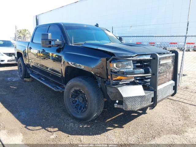 44321963 :رقم المزاد ، 3GCUKREC5HG364389 vin ، 2017 Chevrolet Silverado 1500 2lt مزاد بيع