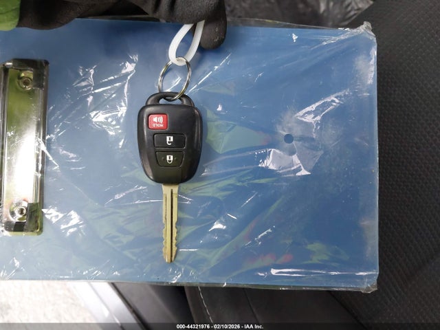 2017 TOYOTA RAV4 JTMWFREV7HD102739 Photo 10