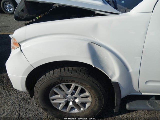 1N6AD0ER5KN757835 Nissan Frontier Sv