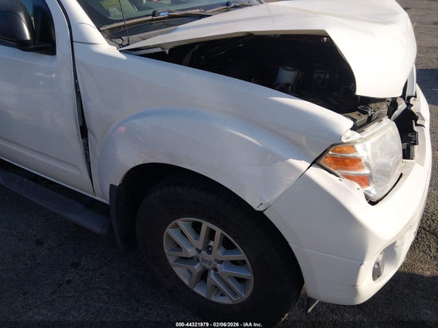1N6AD0ER5KN757835 Nissan Frontier Sv