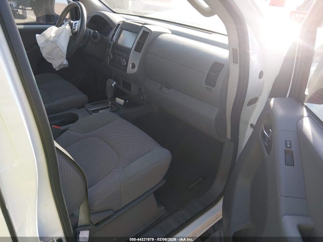 1N6AD0ER5KN757835 Nissan Frontier Sv