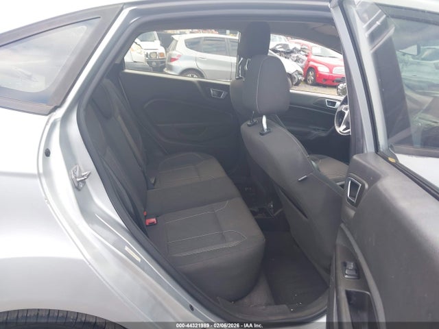 3FADP4BJ9GM167657 Ford FIESTA SE