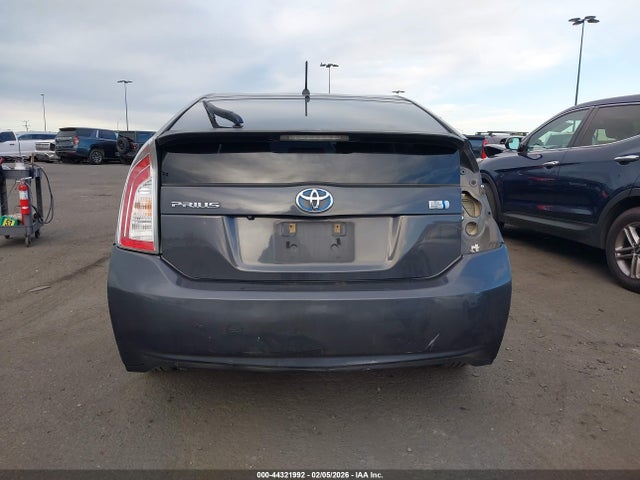 Toyota Prius Two 2015 JTDKN3DU0F1895825 Image 16