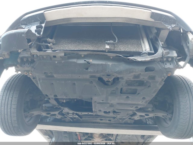 Toyota Prius Two 2015 JTDKN3DU0F1895825 Image 17