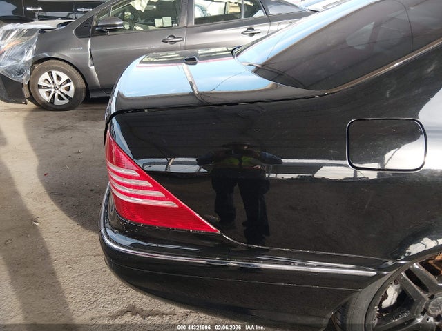 44321996 :رقم المزاد ، WDBNG79J56A472413 vin ، 2006 Mercedes-benz S 65 Amg مزاد بيع