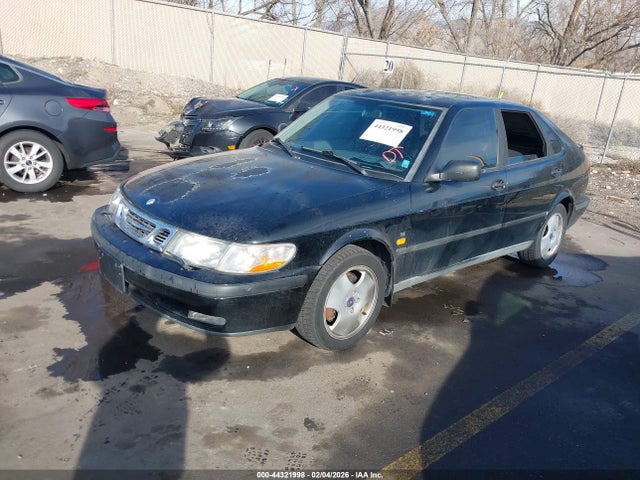 1999 SAAB 9-3 YS3DF55P7X2027013 Photo 1