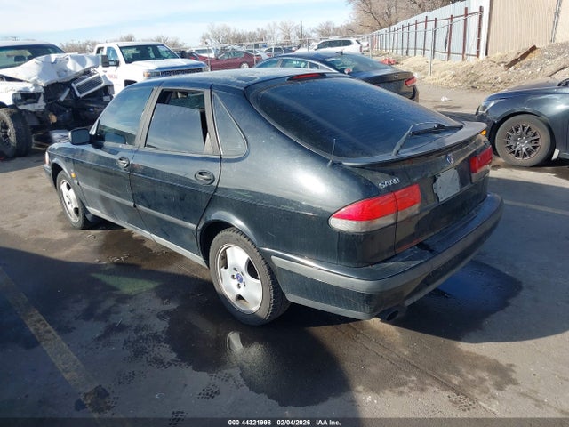 1999 SAAB 9-3 YS3DF55P7X2027013 Photo 2