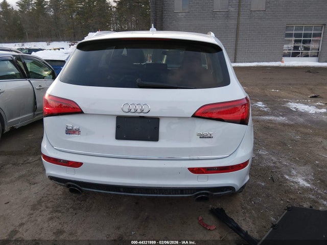 WA1D7AFPXGA114013 Audi Q5 3.0t Premium Plus