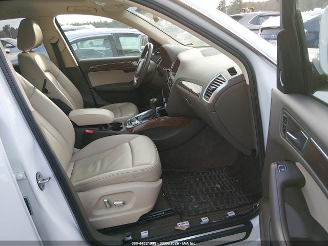 WA1D7AFPXGA114013 Audi Q5 3.0t Premium Plus
