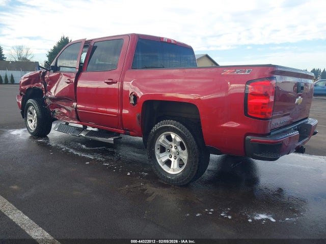 3GCUKREC9JG514123 Chevrolet Silverado 1500 2lt