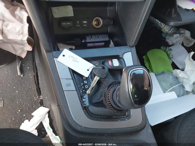5NPD84LF9LH531772 Hyundai ELANTRA SEL