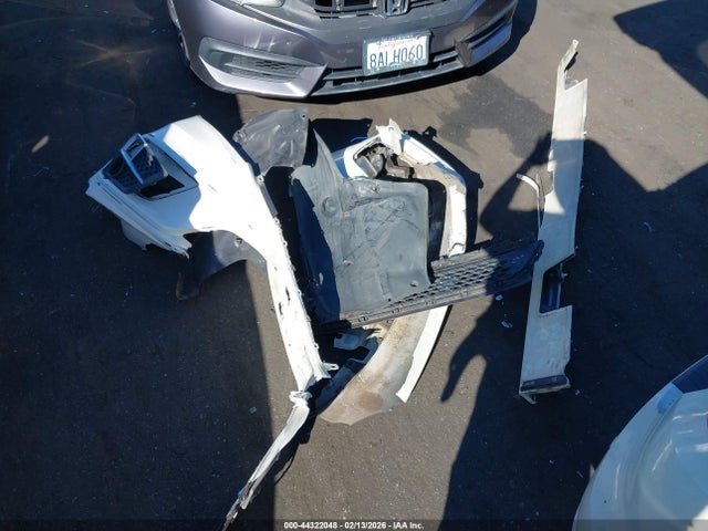 5FNRL6H9XJB041632 Honda Odyssey Elite