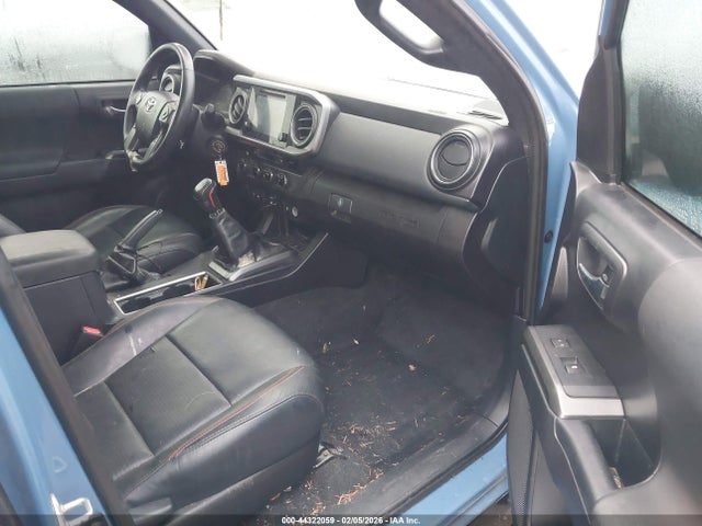 5TFCZ5AN6JX165232 Toyota Tacoma Trd Pro