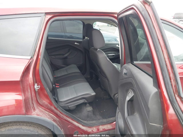 1FMCU9GX6GUC89568 Ford ESCAPE SE