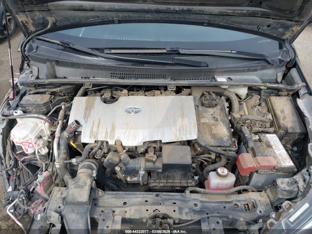 JTDKAMFU7N3154797 Toyota Prius Le