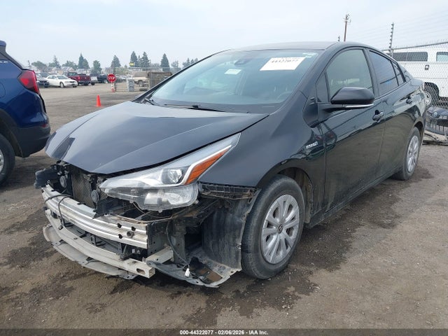 JTDKAMFU7N3154797 Toyota Prius Le