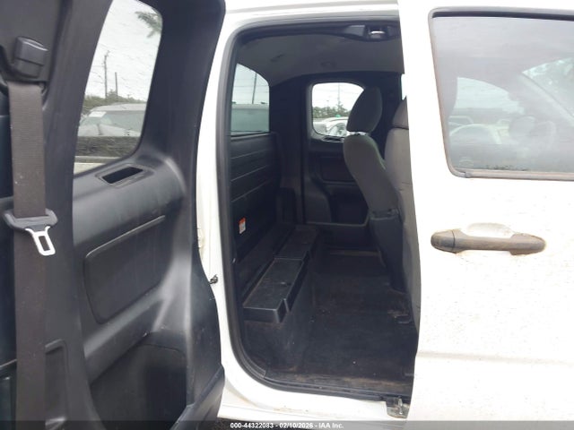 3TYSX5EN5NT011204 Toyota Tacoma Sr5