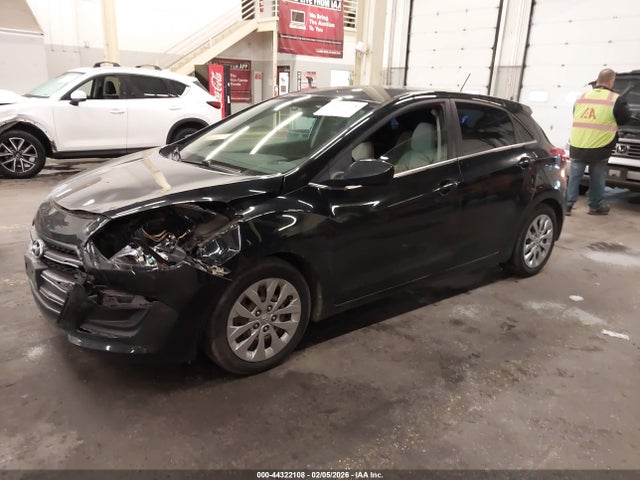 KMHD35LHXGU266261 Hyundai ELANTRA GT