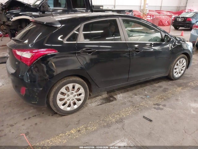 KMHD35LHXGU266261 Hyundai ELANTRA GT