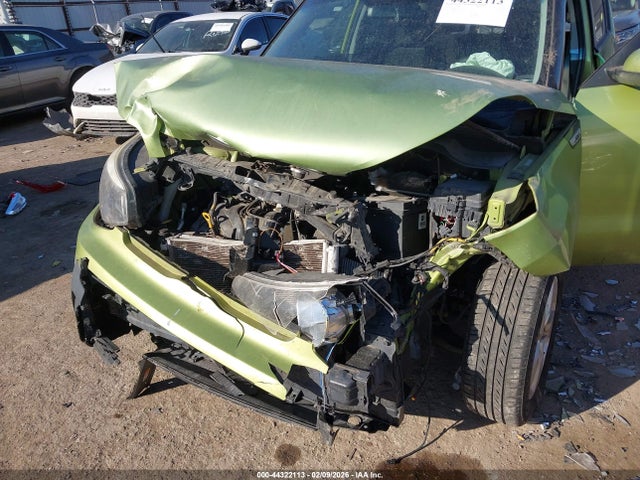 Продаж на аукціоні авто 2018 Kia Soul, vin: KNDJN2A23J7901728, номер лоту: 44322113