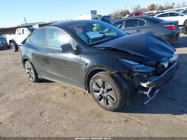 2025 TESLA MODEL Y 7SAYGAEEXSF294667 Photo 0