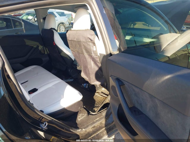 2025 TESLA MODEL Y 7SAYGAEEXSF294667 Photo 7