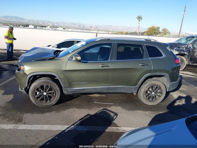 1C4PJMMN8MD109054 Jeep Cherokee Latitude Lux 4x4