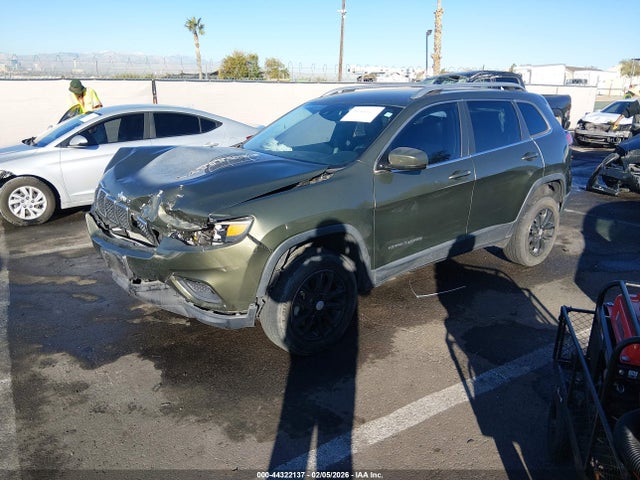 1C4PJMMN8MD109054 Jeep Cherokee Latitude Lux 4x4