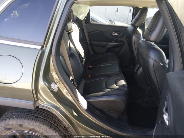 1C4PJMMN8MD109054 Jeep Cherokee Latitude Lux 4x4