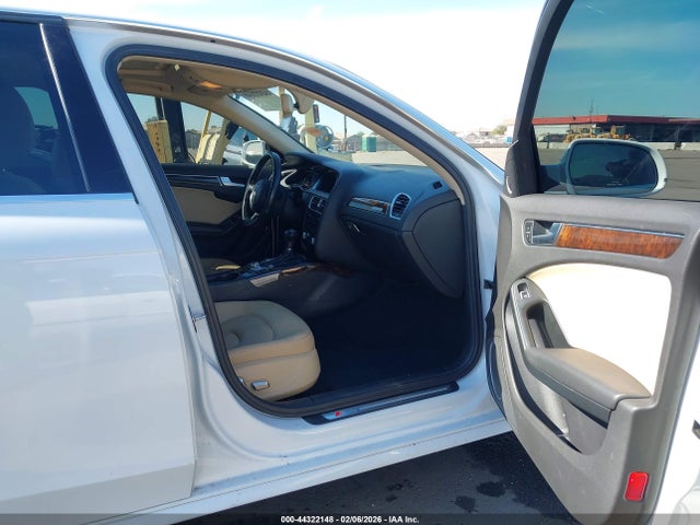 WAUKFAFLXFN005214 Audi A4 2.0t Premium