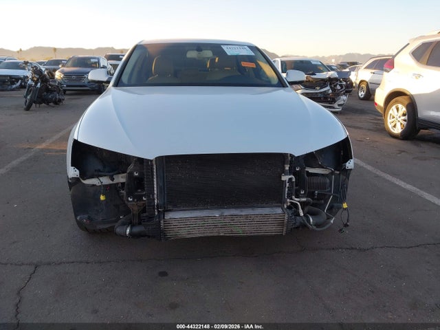 WAUKFAFLXFN005214 Audi A4 2.0t Premium