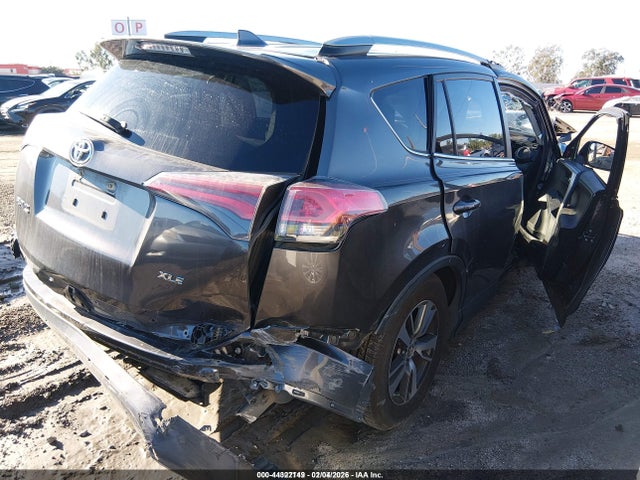 2017 TOYOTA RAV4 JTMWFREV8HJ711159 Photo 3