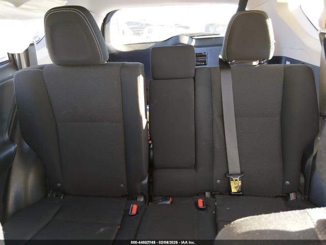 2017 TOYOTA RAV4 JTMWFREV8HJ711159 Photo 7