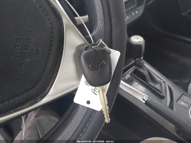 Toyota COROLLA LE 2016 5YFBURHE3GP378024 Image 11