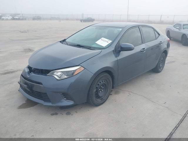 Toyota COROLLA LE 2016 5YFBURHE3GP378024 Image 2