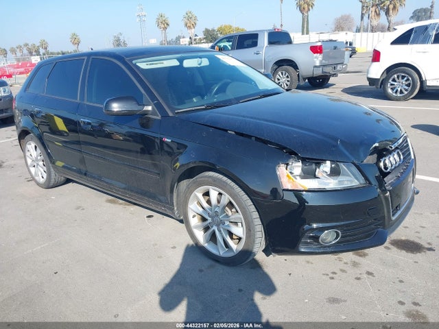 2012 AUDI A3 WAUBEAFM2CA079239