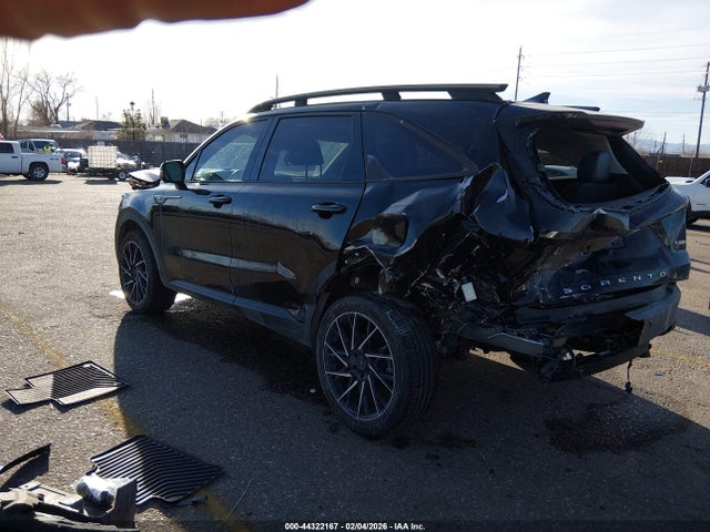 2021 KIA SORENTO 5XYRKDLF9MG010647 Photo 2
