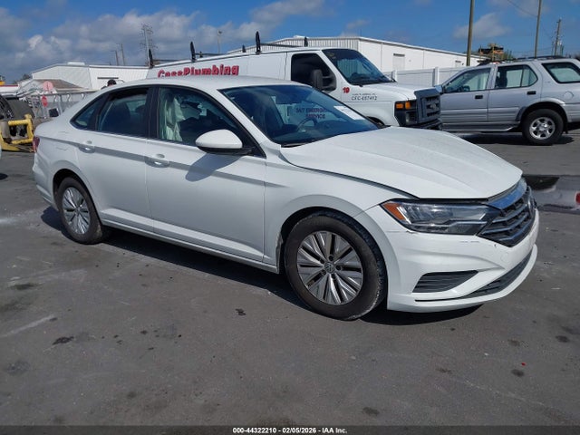 2019 Volkswagen Jetta 1.4t S მანქანა იყიდება აუქციონზე, vin: 3VWN57BU4KM237331, აუქციონის ნომერი: 44322210