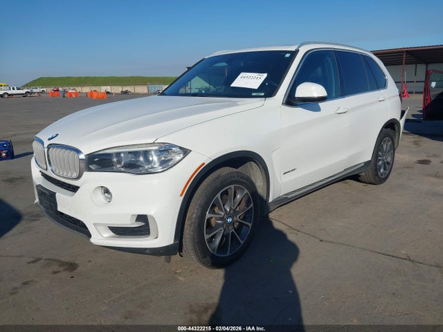 2017 BMW X5 5UXKR2C54H0U18976 Photo 1