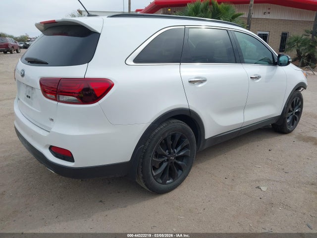 5XYPG4A53LG697996 KIA Sorento 3.3l S
