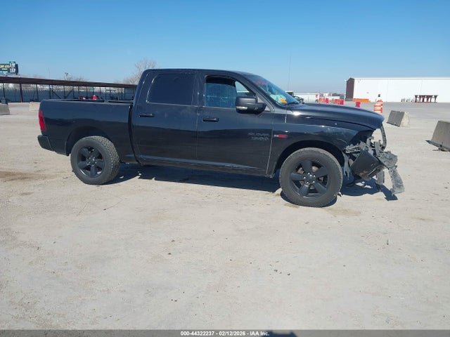 2018 Ram 1500 Big Horn  4x4 5'7 Box მანქანა იყიდება აუქციონზე, vin: 1C6RR7LM6JS351870, აუქციონის ნომერი: 44322237