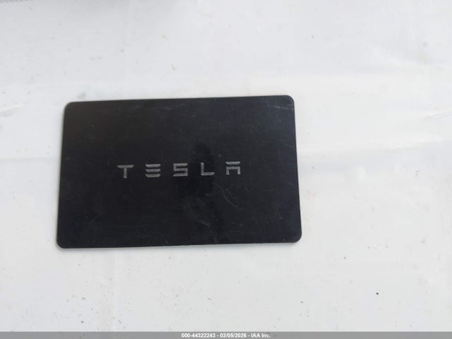 Продаж на аукціоні авто 2023 Tesla Model Y Awd/long Range Dual Motor All-wheel Drive, vin: 7SAYGDEE3PF664642, номер лоту: 44322243