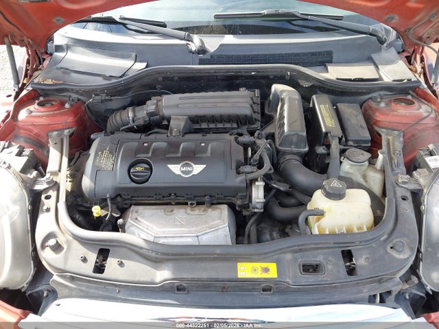 2011 MINI COOPER WMWSU3C55BT184453 Photo 9