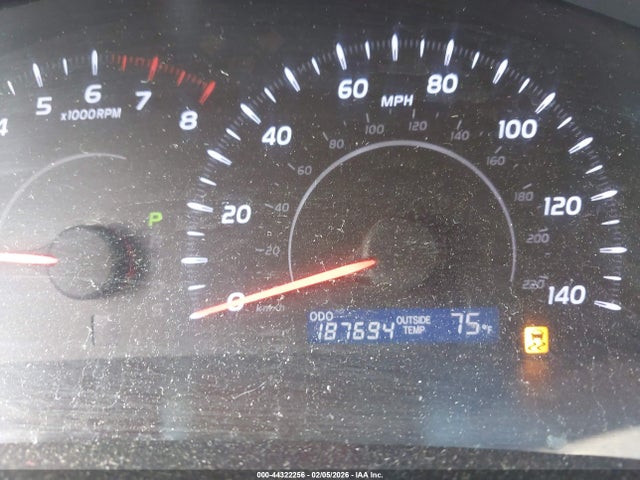 2011 TOYOTA CAMRY JTNBF3EK4B3006299 Photo 6