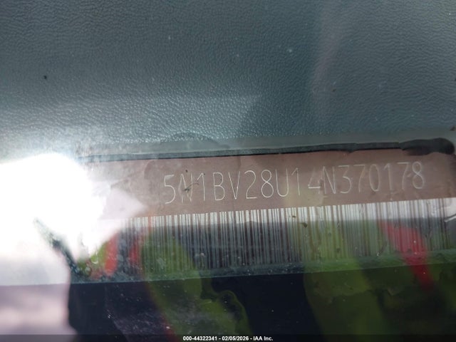 2004 NISSAN QUEST 5N1BV28U14N370178 Photo 8