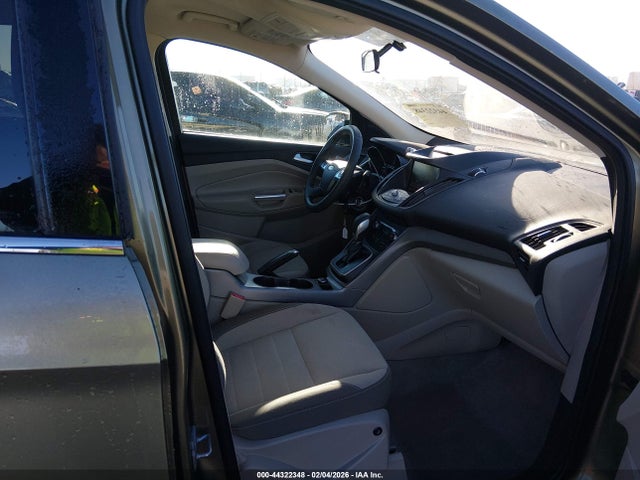 1FMCU9GX2EUA62441 Ford ESCAPE SE