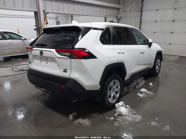 Toyota RAV4 LE 2022 2T3G1RFV4NC260750 Image 4