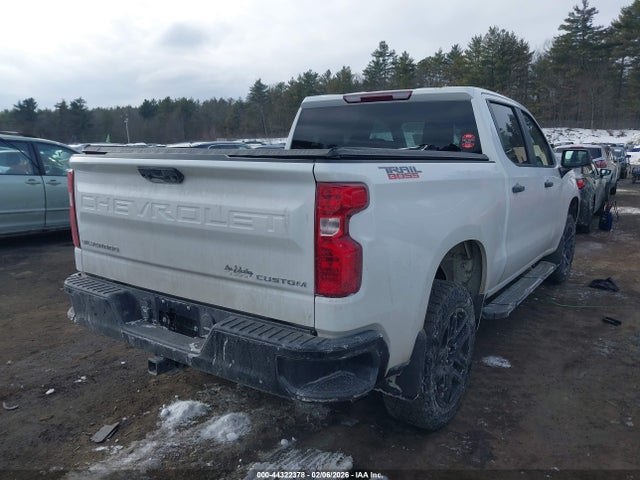 3GCPDCEK2NG608989 Chevrolet Silverado 1500 Custom Trail Boss