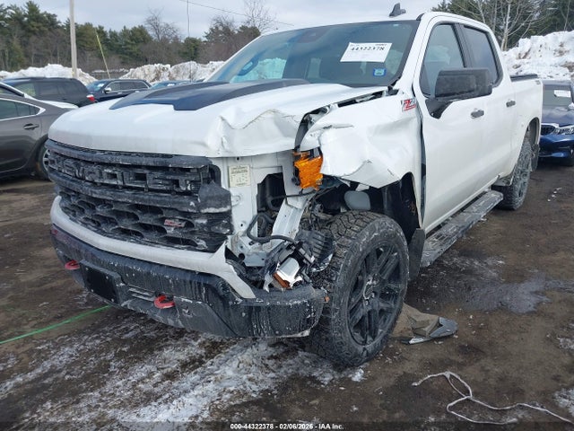3GCPDCEK2NG608989 Chevrolet Silverado 1500 Custom Trail Boss